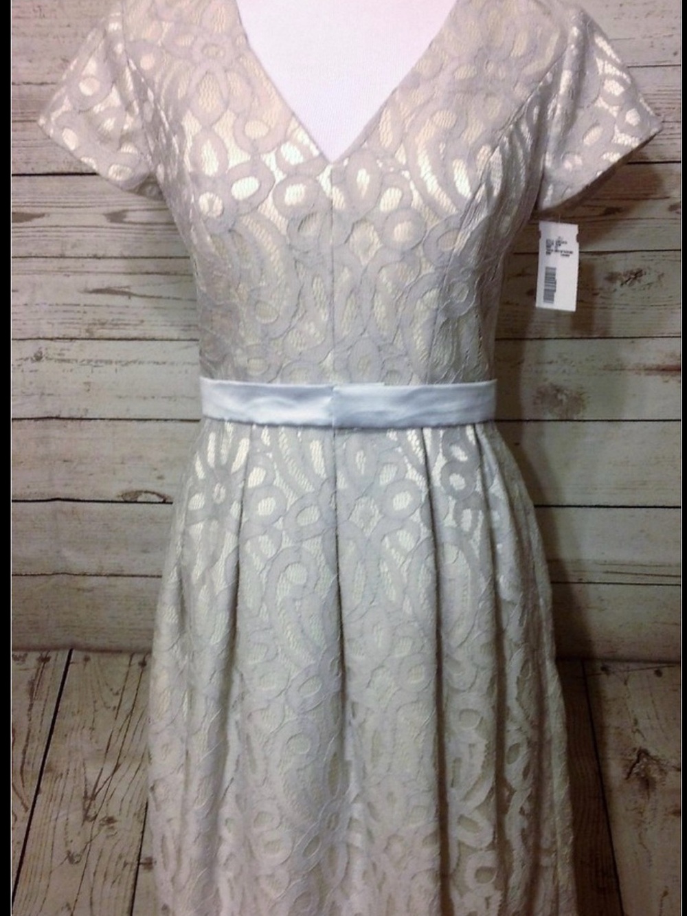 Dessy Collection Cream Lace V-Neck Belted Short-Sleeve Dress